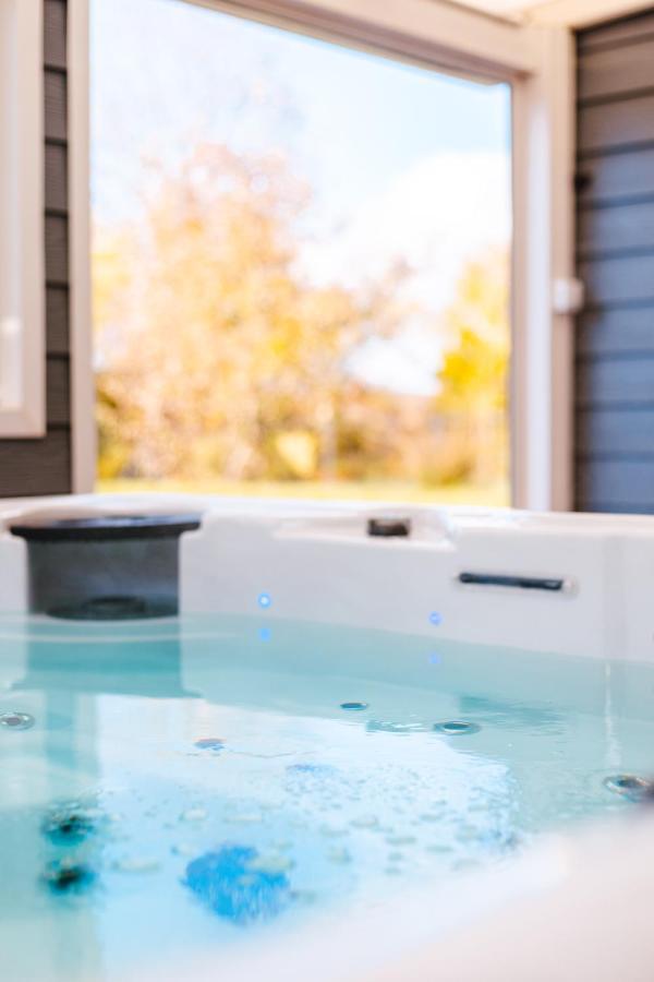 Grande Maison Avec Piscine Et Jacuzzi A La Campagne 데스프브레 외부 사진